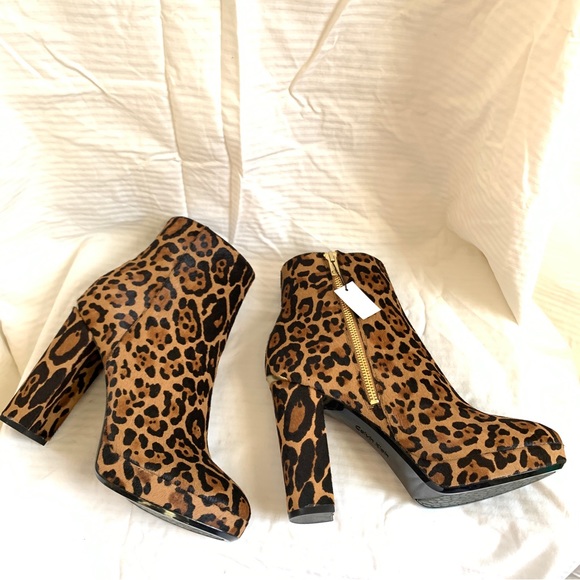 Calvin Klein MARTHA WINTER LEOPARD Calf Hair Platform Booties 8.5 M NWT - Picture 3 of 16